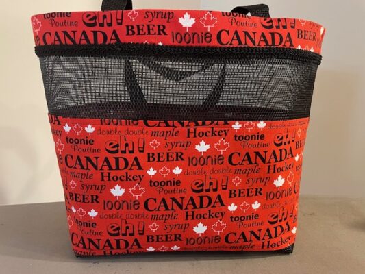 Looney tunes Canada bag